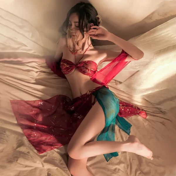 Red and Green Strapless Qipao - 图片 7