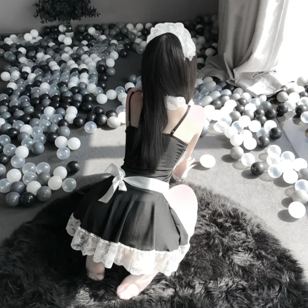 Black Deep V Maid Outfit - 图片 6