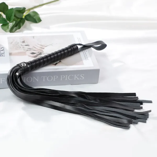 Tassel Leather Whip - Image 4