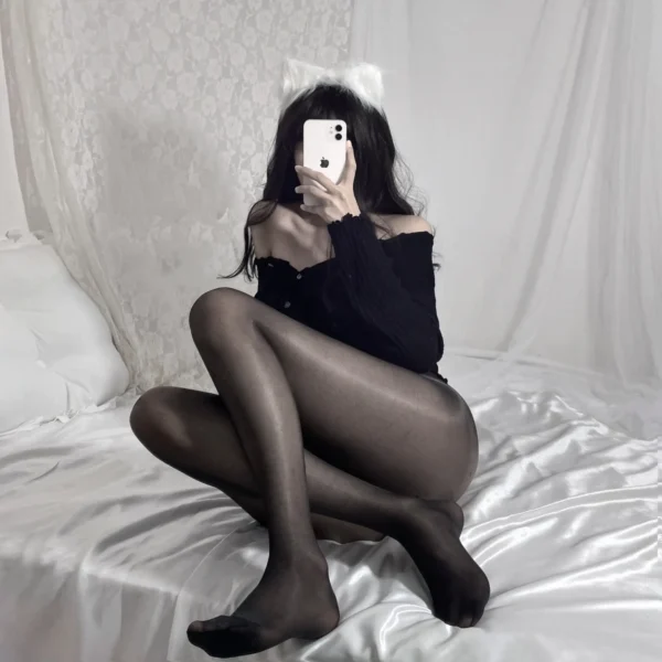 Wuli Rabbit Black Glossy Pantyhose