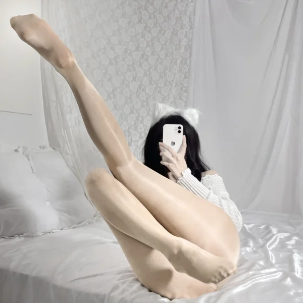 Wuli Rabbit Nude Glossy Pantyhose - 图片 4
