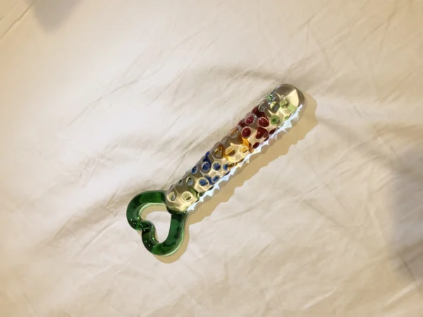 Heart Rainbow Pull-Ring Glass Wand
