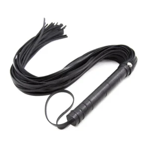Black Horse Tail Whip